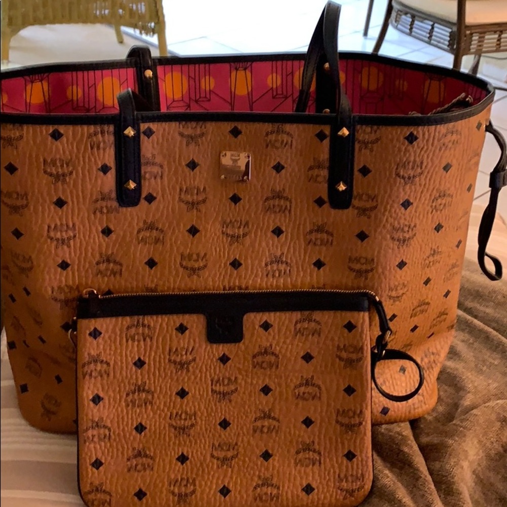 Authentic MCM Large Tote Bag with Shoulder Bag!